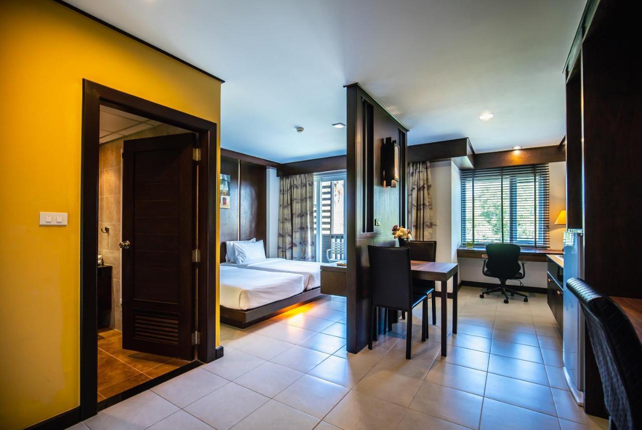 Ratana Hotel Chalong Rawai Exterior photo
